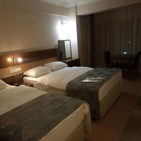 Perla Hotel Дикили Экстерьер фото