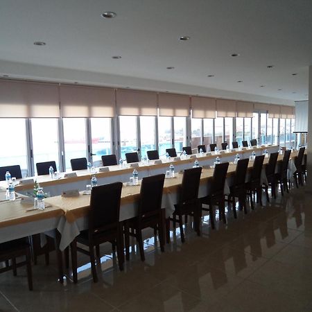 Perla Hotel Дикили Экстерьер фото