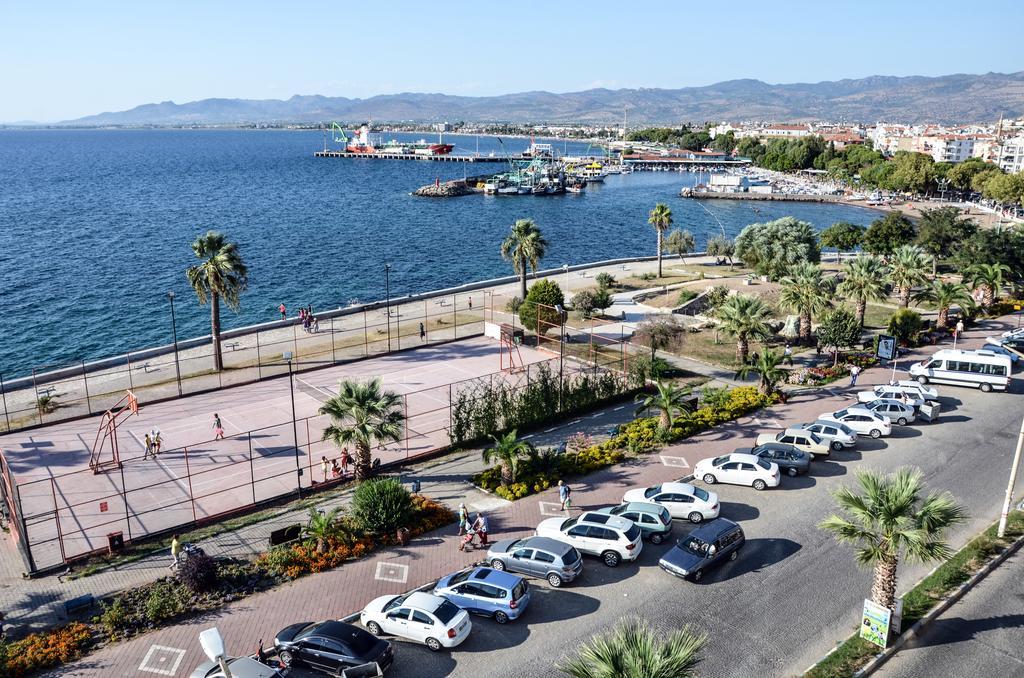 Perla Hotel Дикили Экстерьер фото