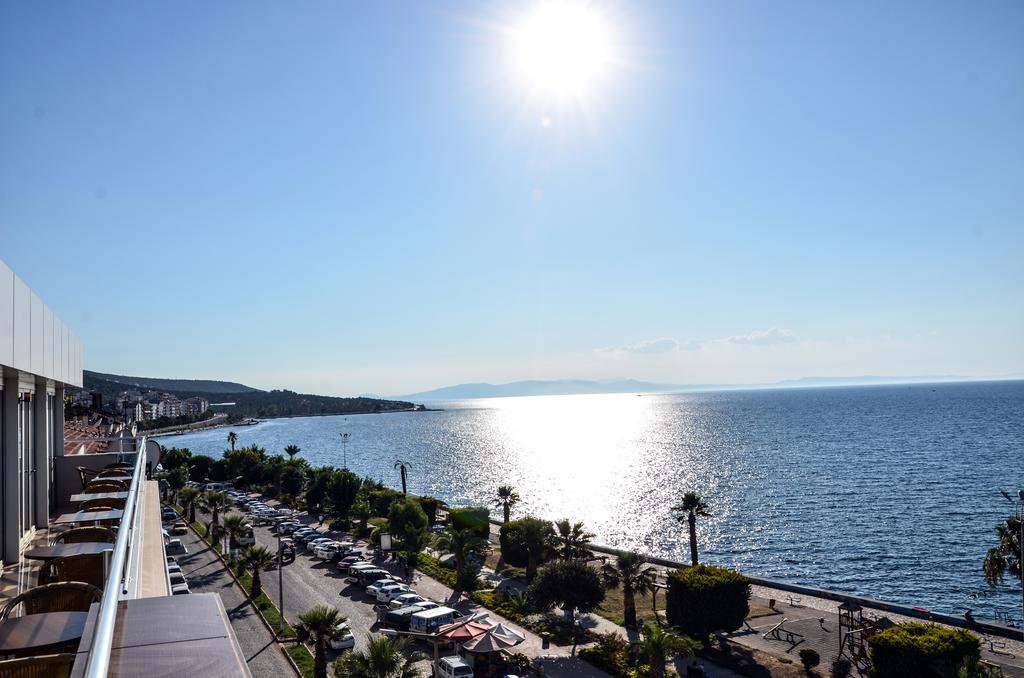Perla Hotel Дикили Экстерьер фото